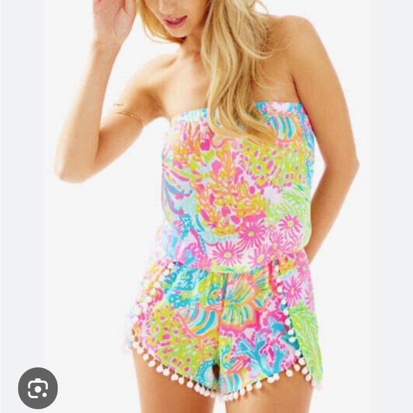Lilly Pulitzer Pants - Lilly Pulitzer Daisy Romper Seaspray Blue Lovers Coral Size Medium